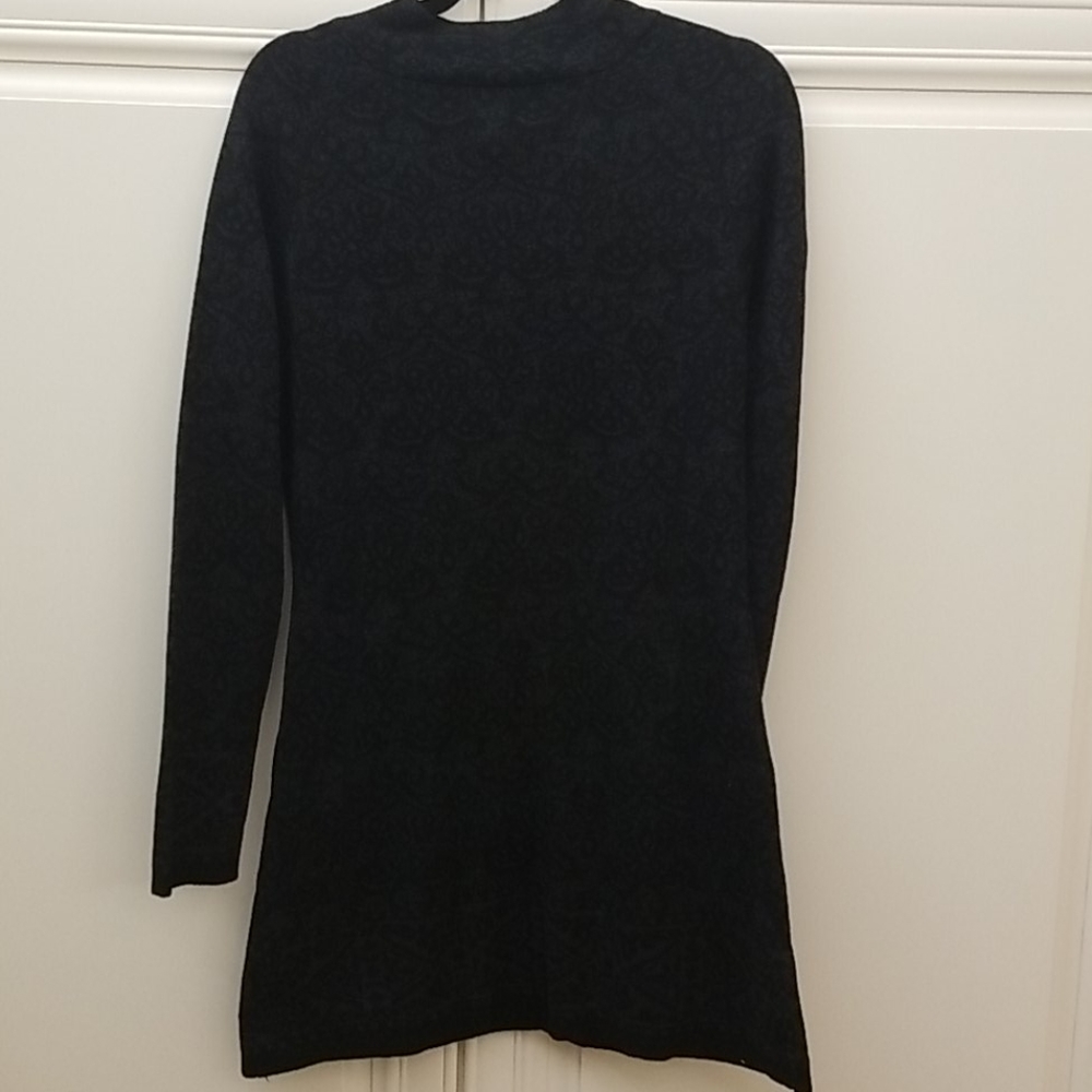 Sweater - Picture 4 of 4